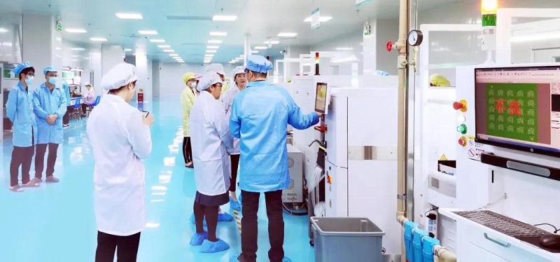 深圳担保集团领导莅临指导工作，云里物里成绩骄人备受肯定！