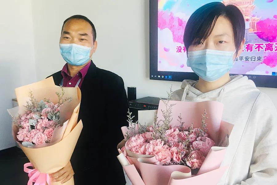 好久不见，欢迎你们平安回来！