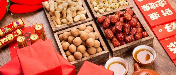 云里物里诚邀全体员工留深过年并送上三重礼