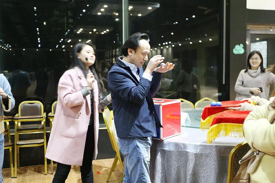 云里物里2019年年会盛典圆满结束！