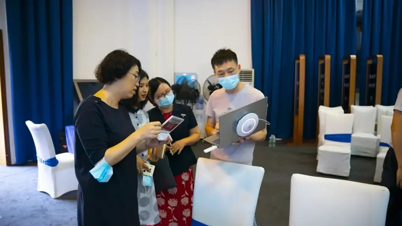龙华街道重点企业数字化转型赋能推进会成功举办，云里物里助力企业加速破局